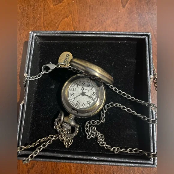 Brass Pocket Watch Necklace with Chain - Picture 4 of 6